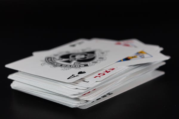 You are currently viewing Unmasking the Community: Deciphering the Art of Playing with Shared Cards for Unbeatable Poker Triumphs