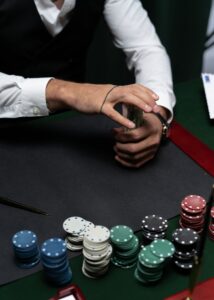 Read more about the article Winning with Confidence: Developing a Champion’s Poker Player Mentality